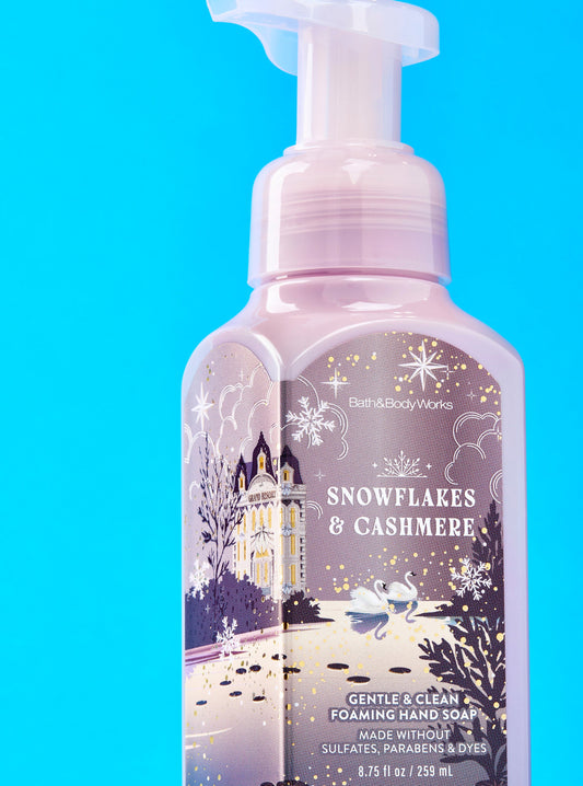 Snowflakes & Cashmere Gentle & Clean Foaming Hand Soap